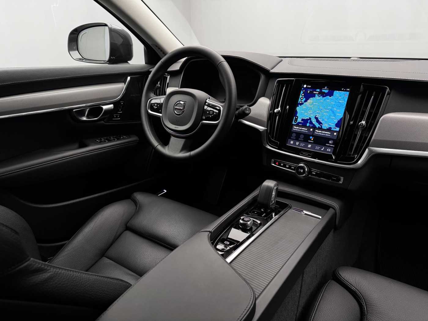 Volvo V90 Cross Country