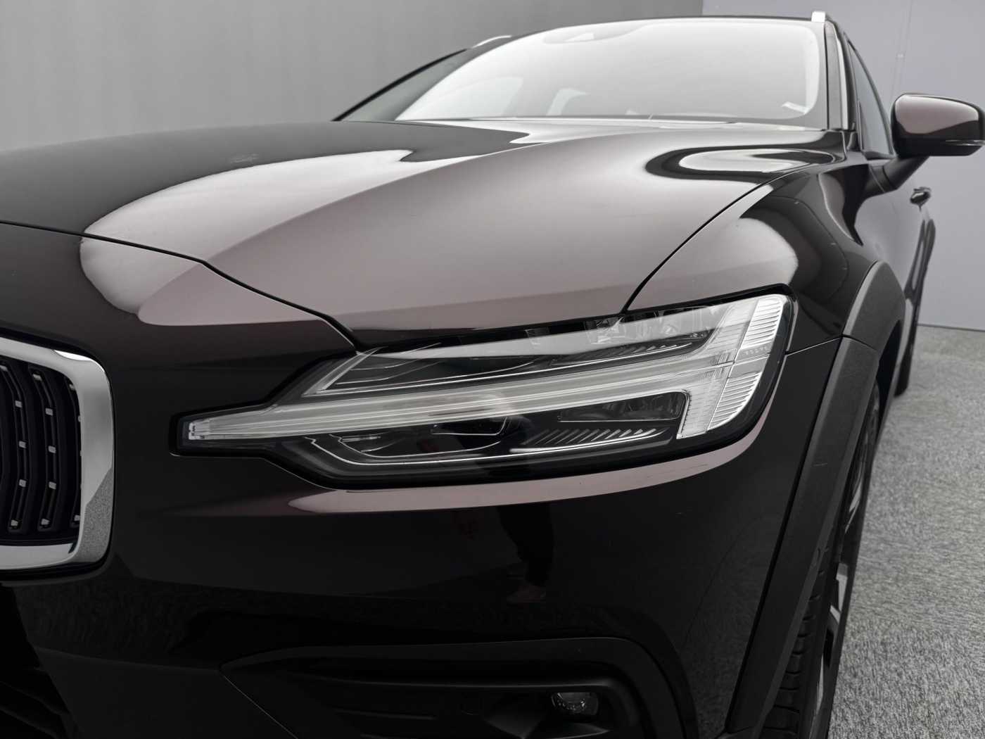 Volvo V60 Cross Country