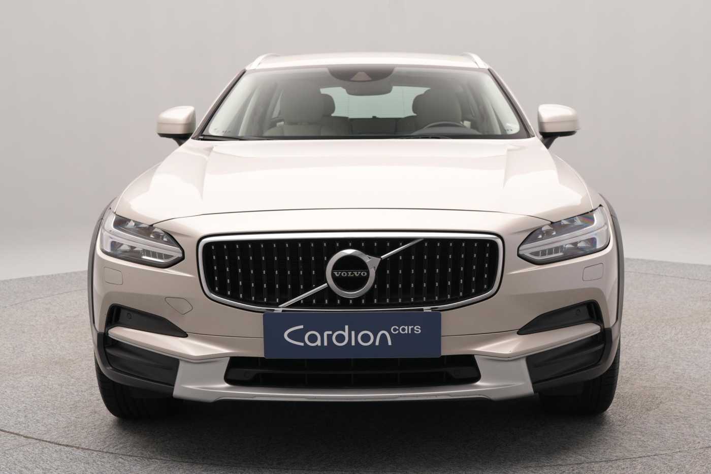 Volvo V90 Cross Country