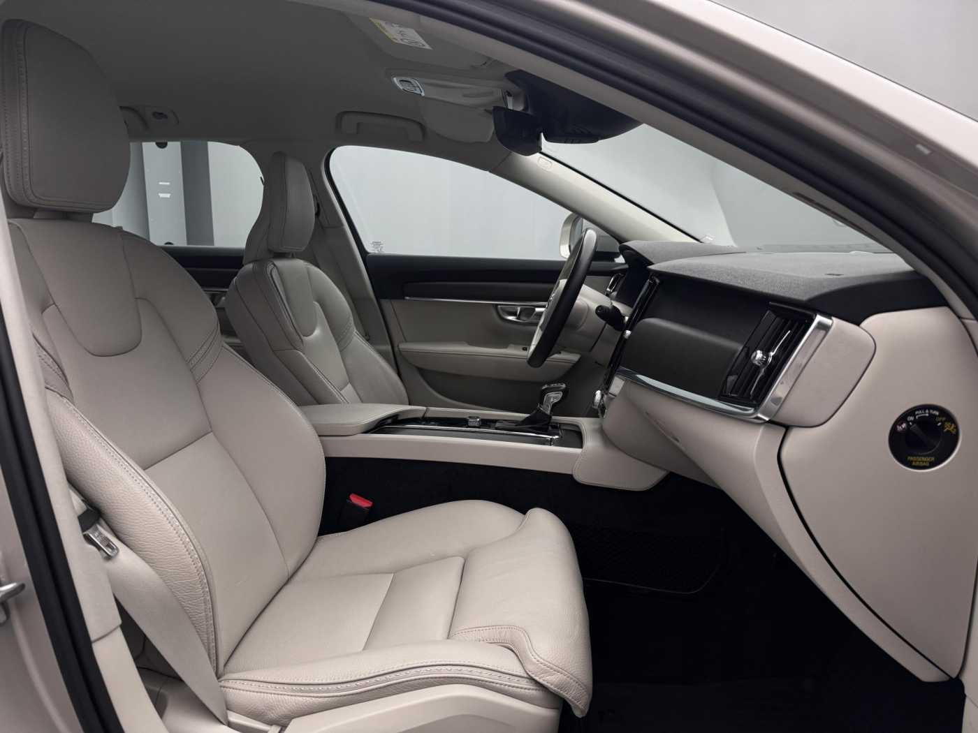 Volvo V90 Cross Country