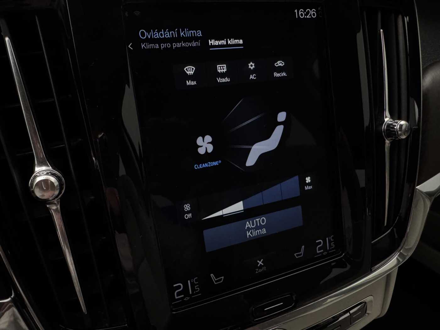 Volvo V90 Cross Country