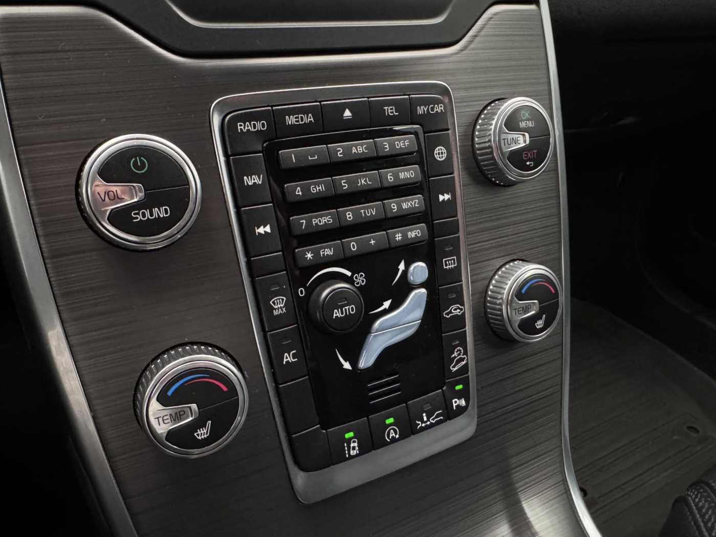 Volvo XC70