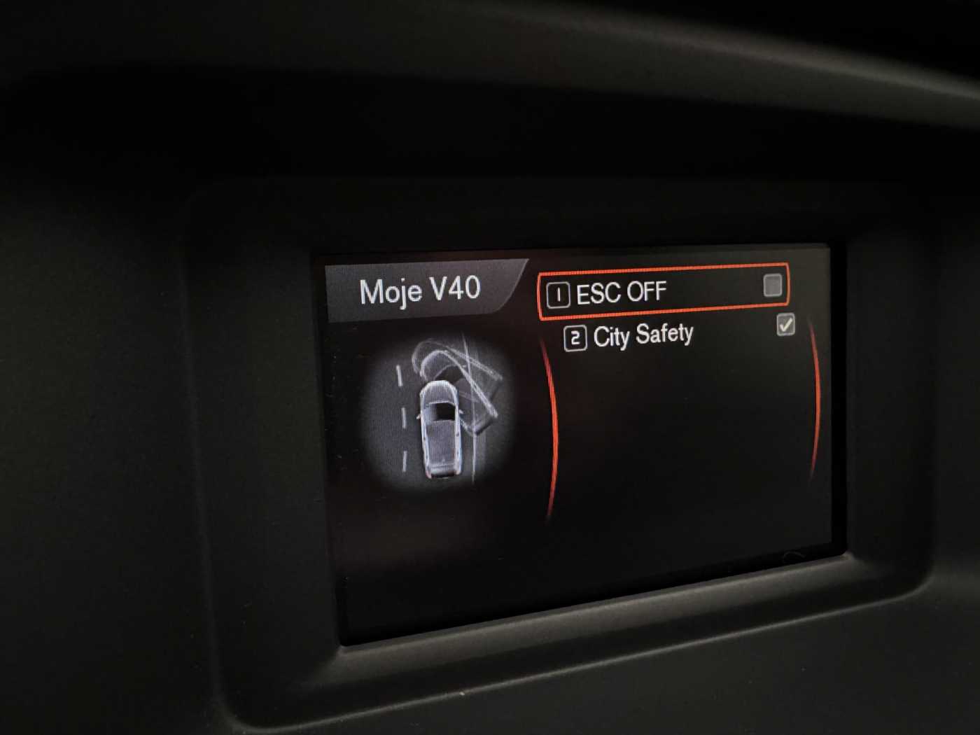 Volvo V40