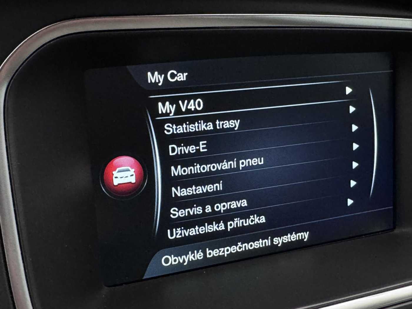 Volvo V40