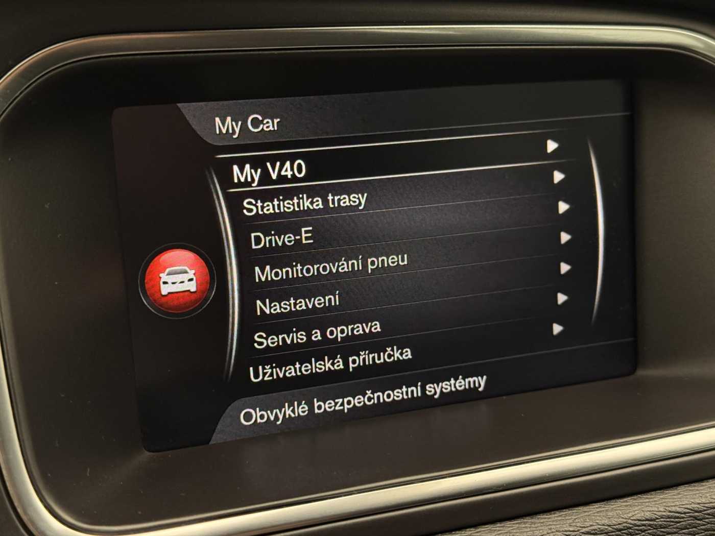 Volvo V40