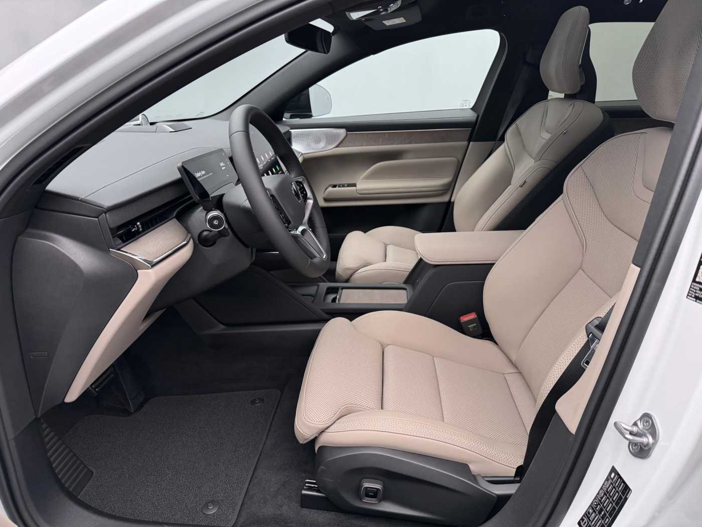 Volvo ES90