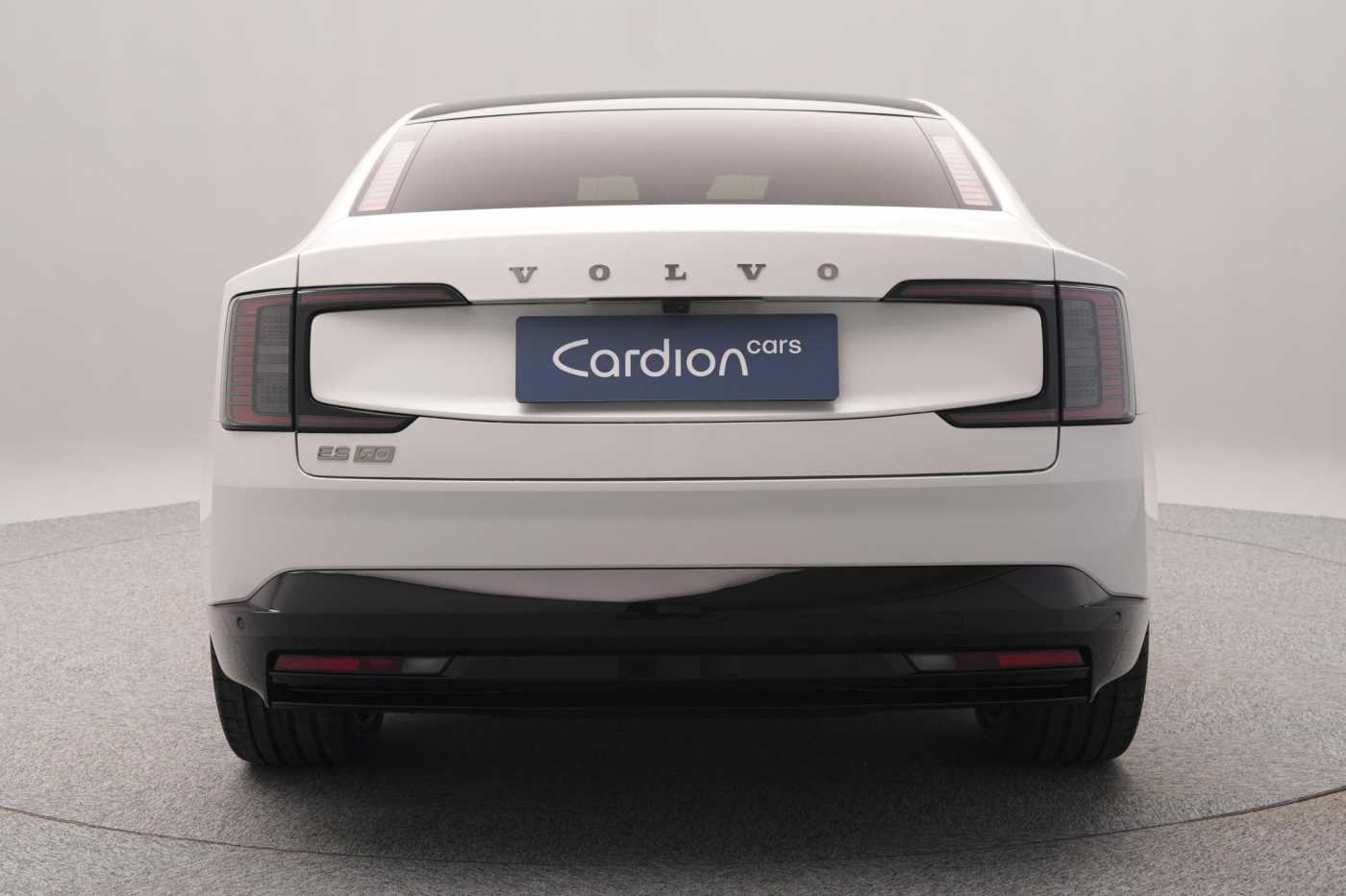 Volvo ES90