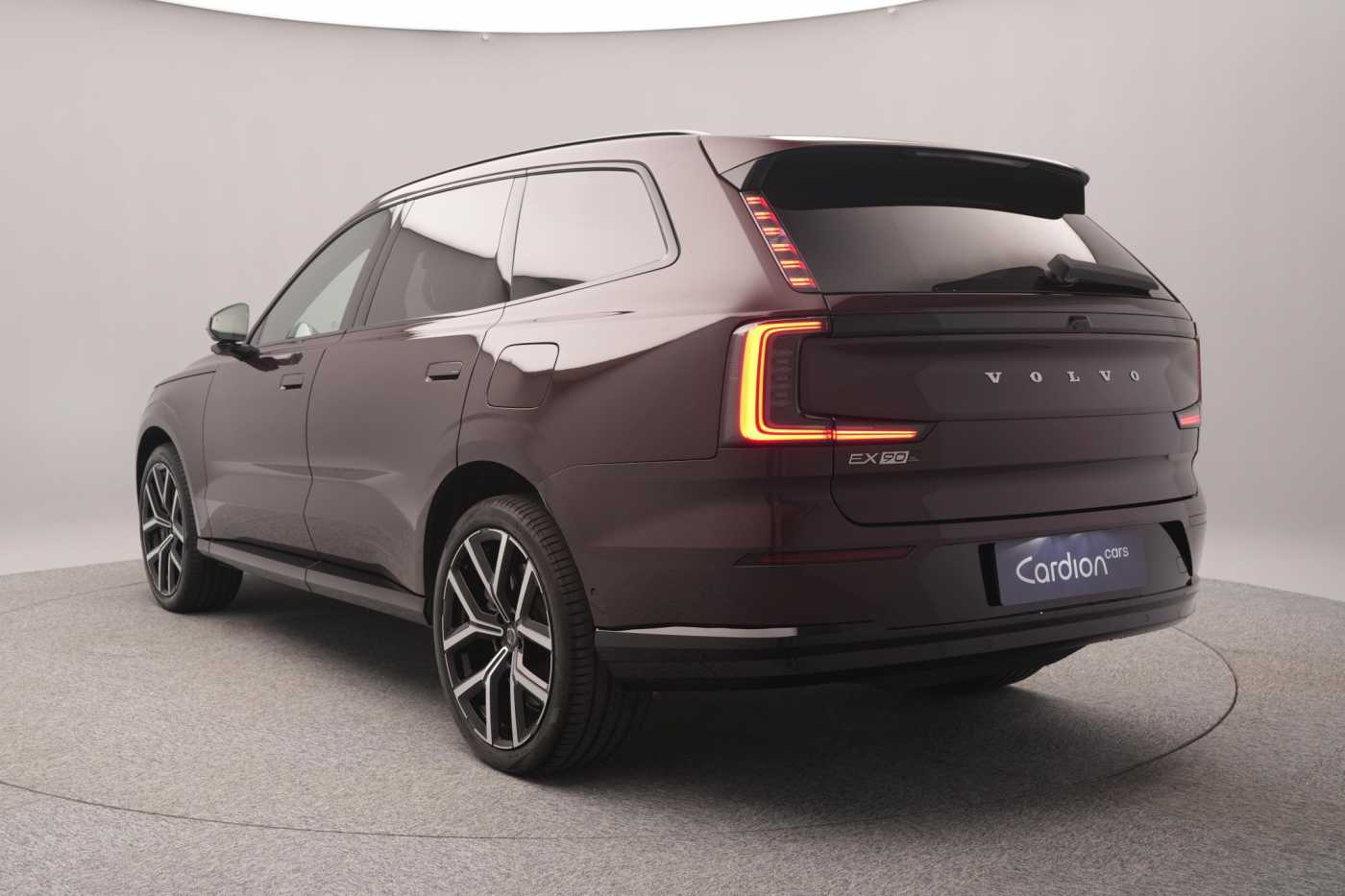 Volvo EX90