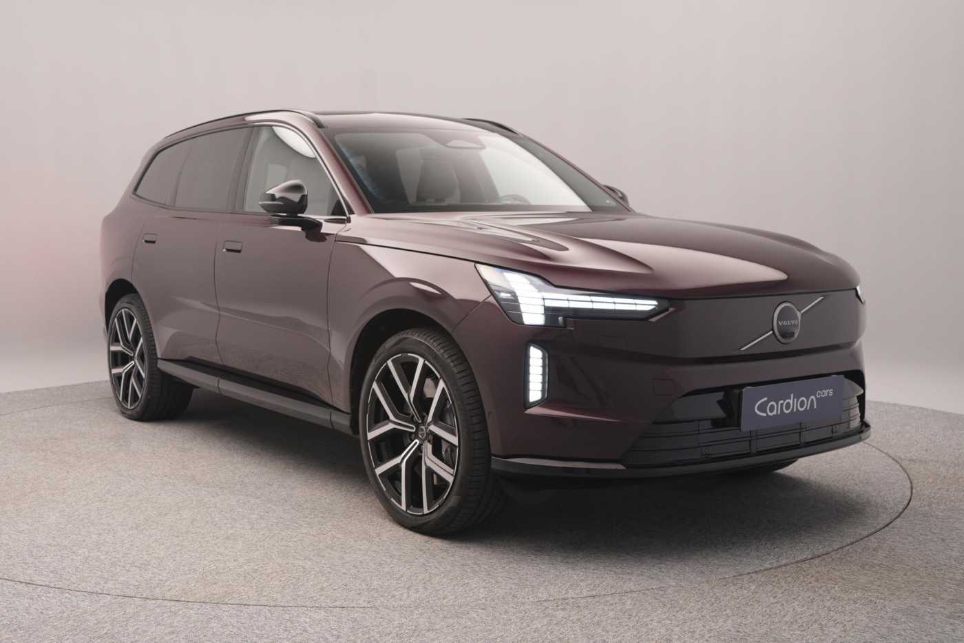 Volvo EX90