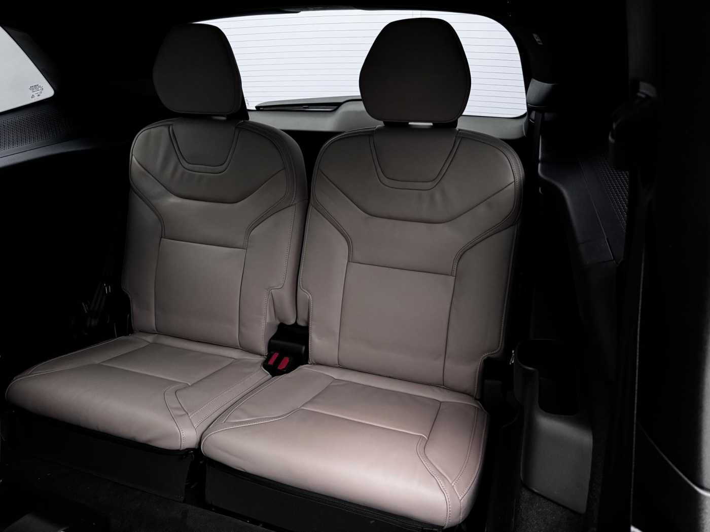 Volvo EX90