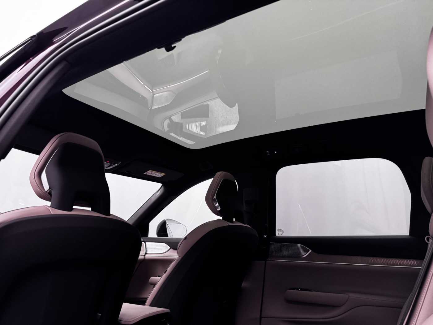 Volvo EX90