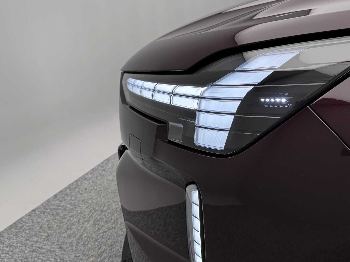 Volvo EX90