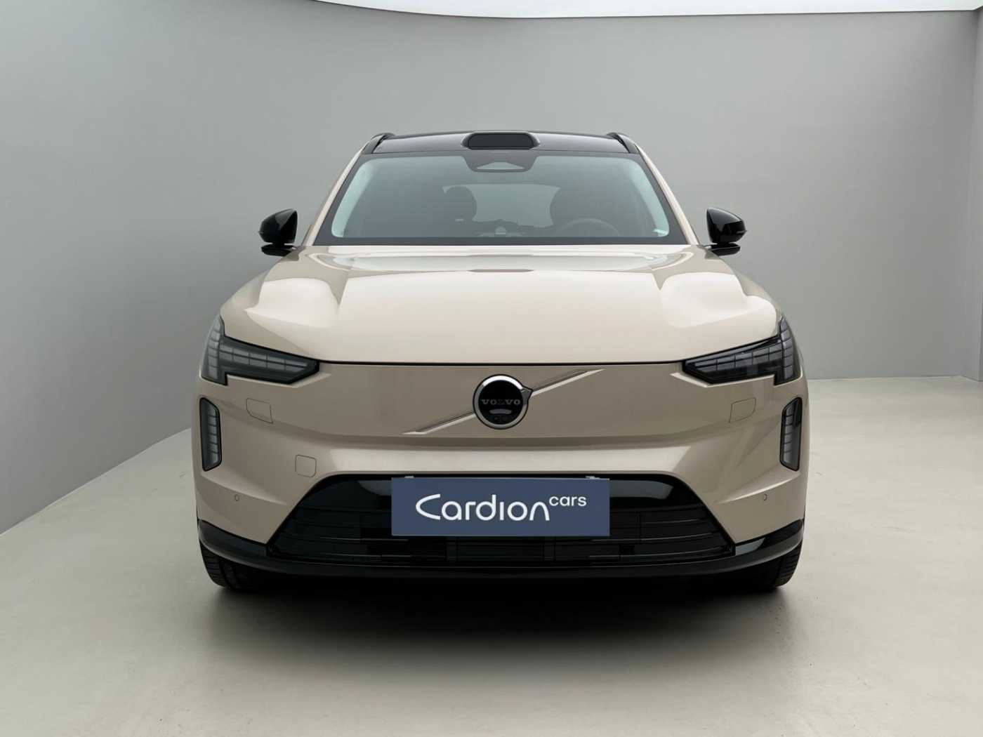 Volvo EX90