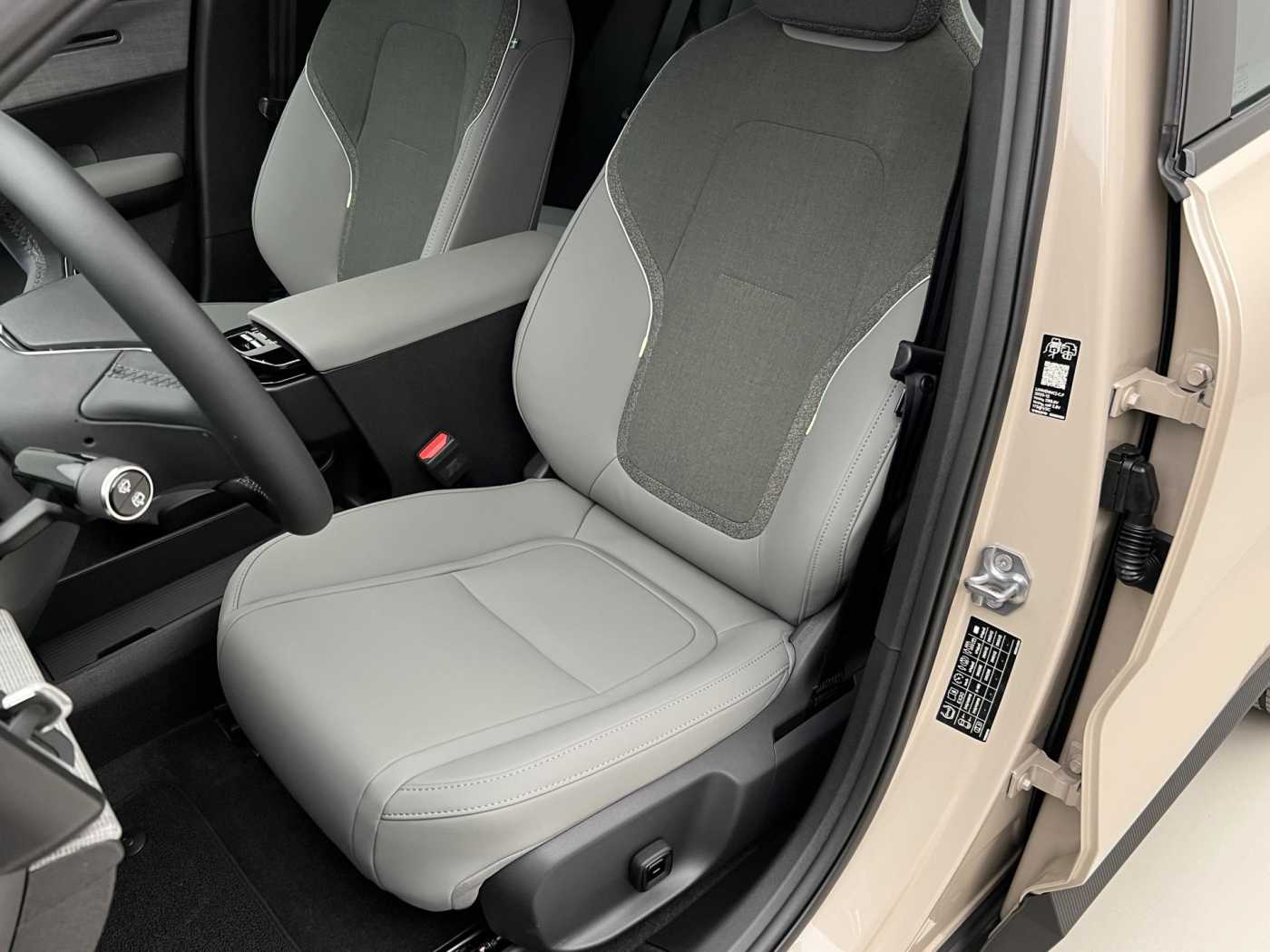 Volvo EX30