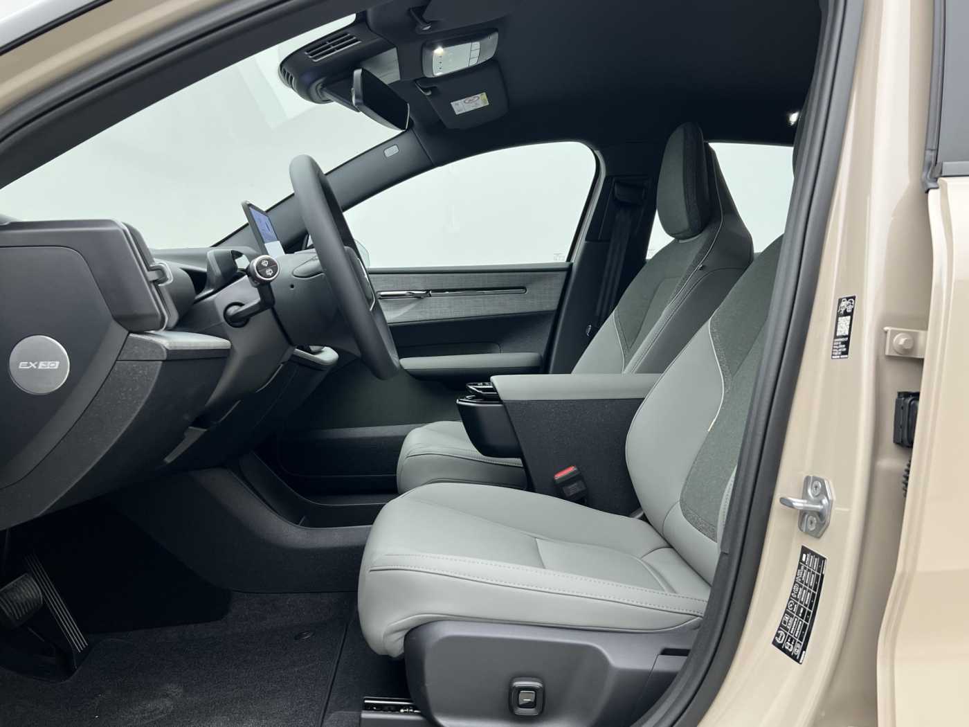 Volvo EX30
