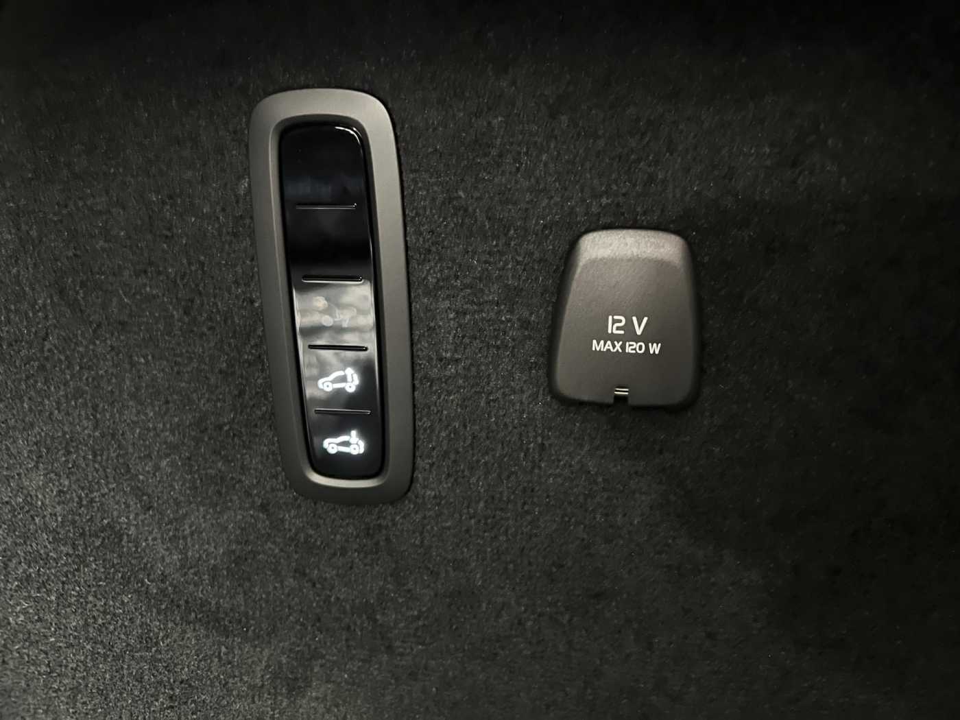 Volvo ES90