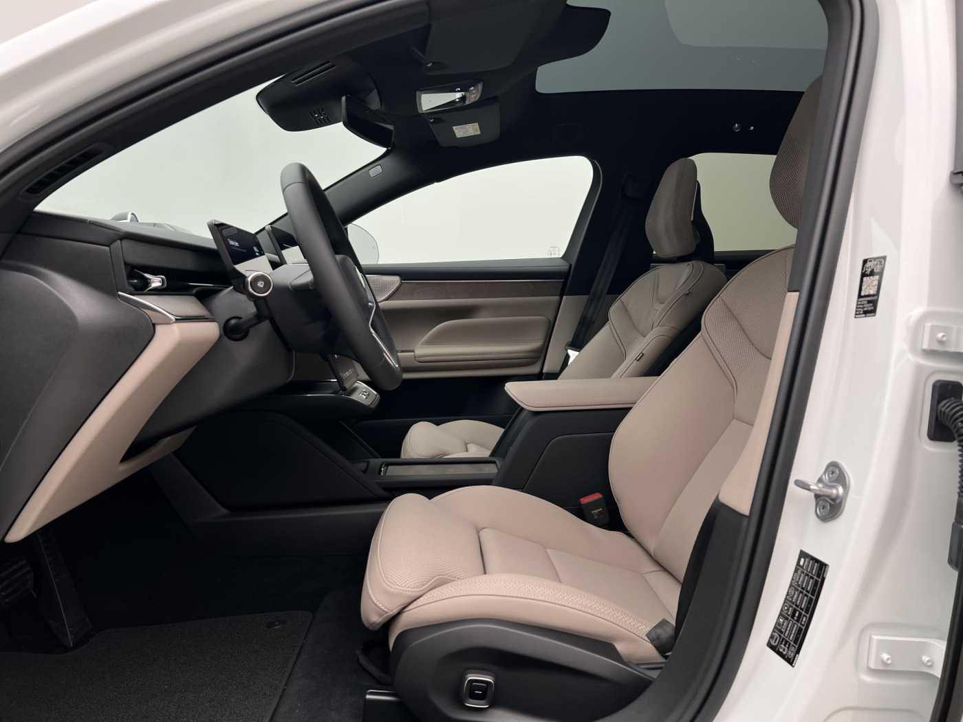 Volvo ES90