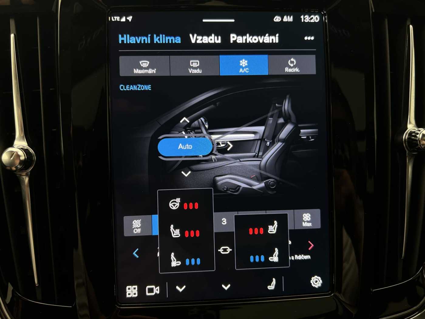 Volvo V90 Cross Country