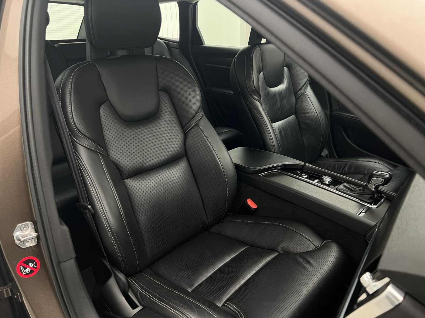 Volvo V90 Cross Country