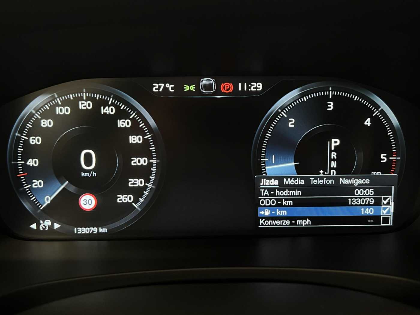 Volvo V90 Cross Country