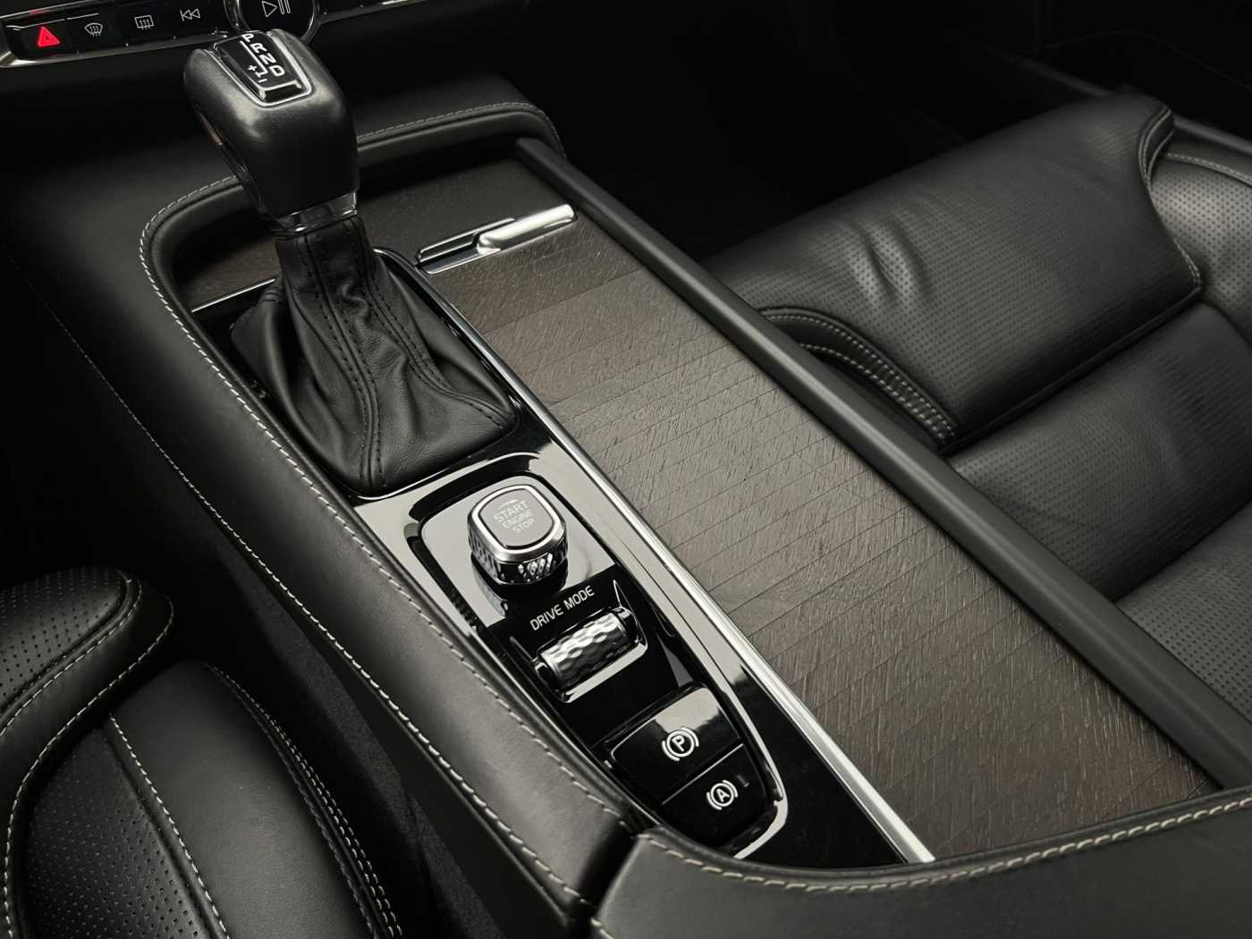 Volvo V90 Cross Country