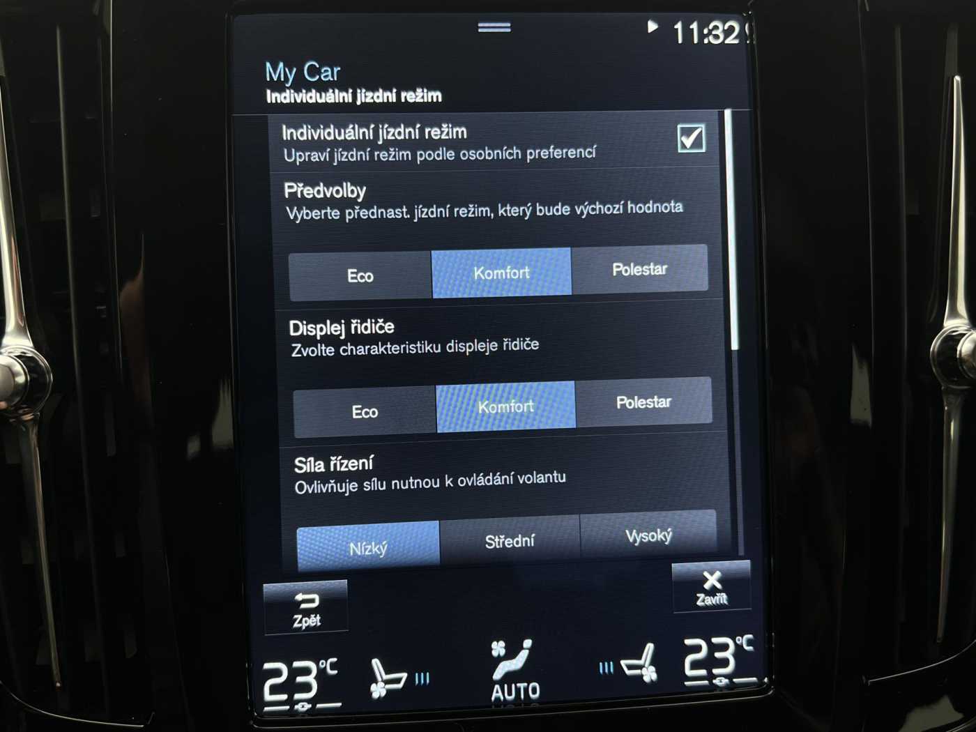 Volvo V90 Cross Country
