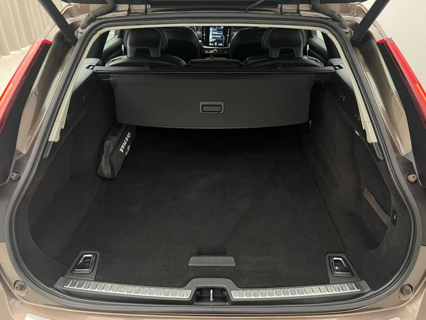 Volvo V90 Cross Country