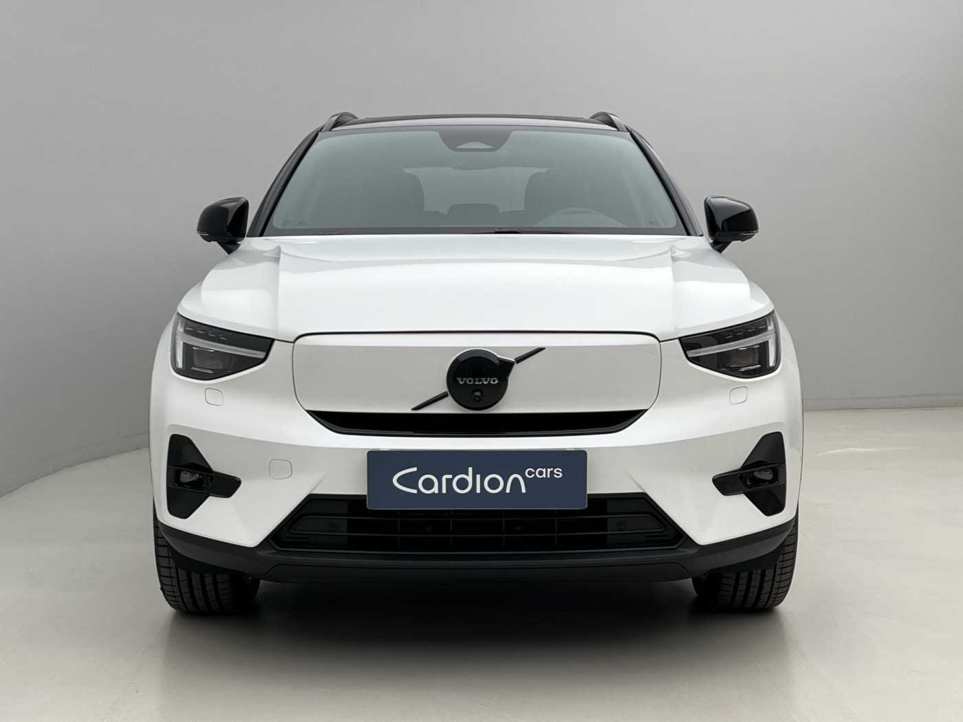 Volvo EX40
