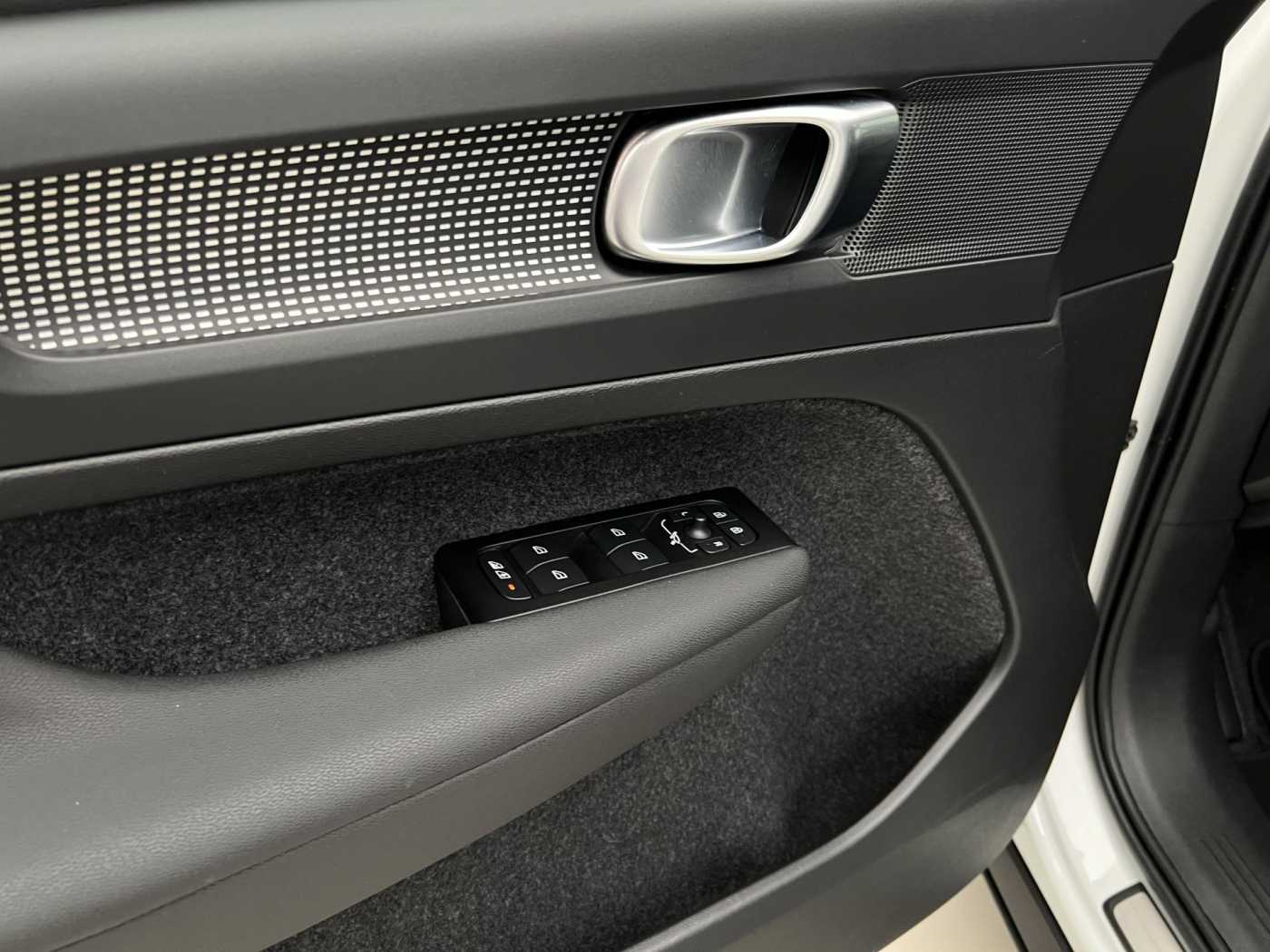 Volvo XC40 Recharge