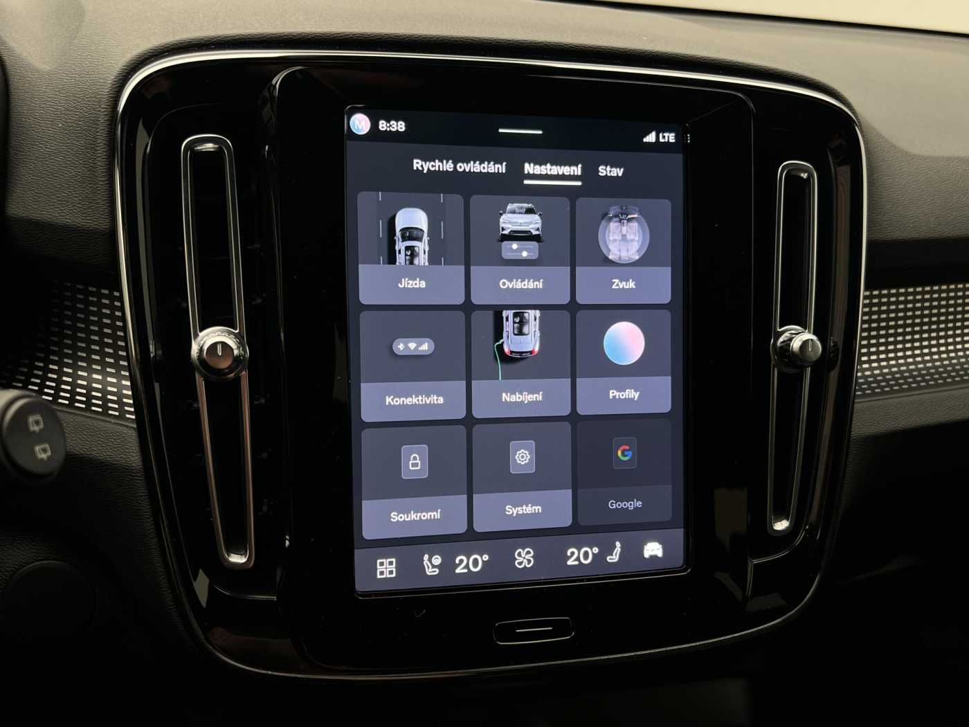 Volvo XC40 Recharge