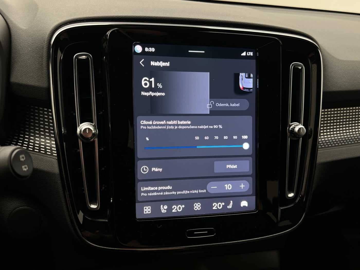 Volvo XC40 Recharge