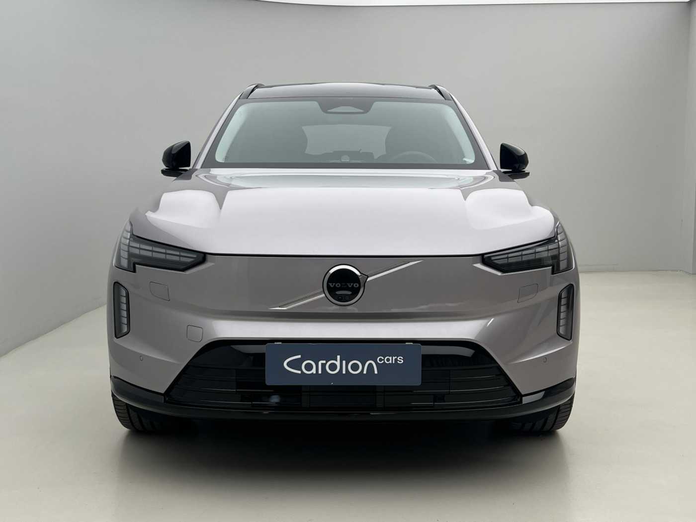 Volvo EX90
