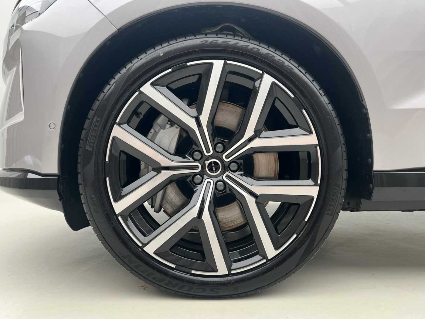 Volvo EX90