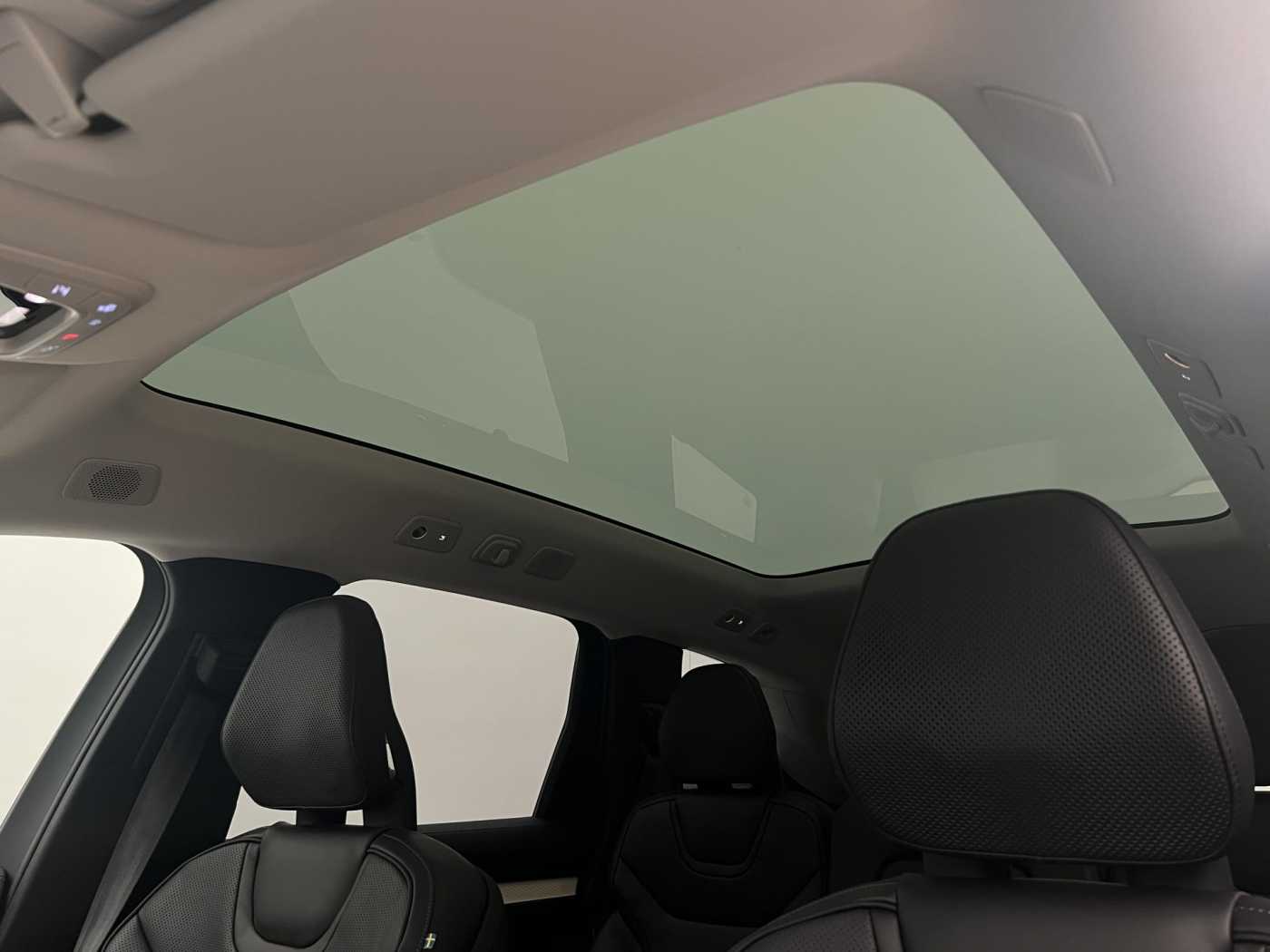 Volvo EX90