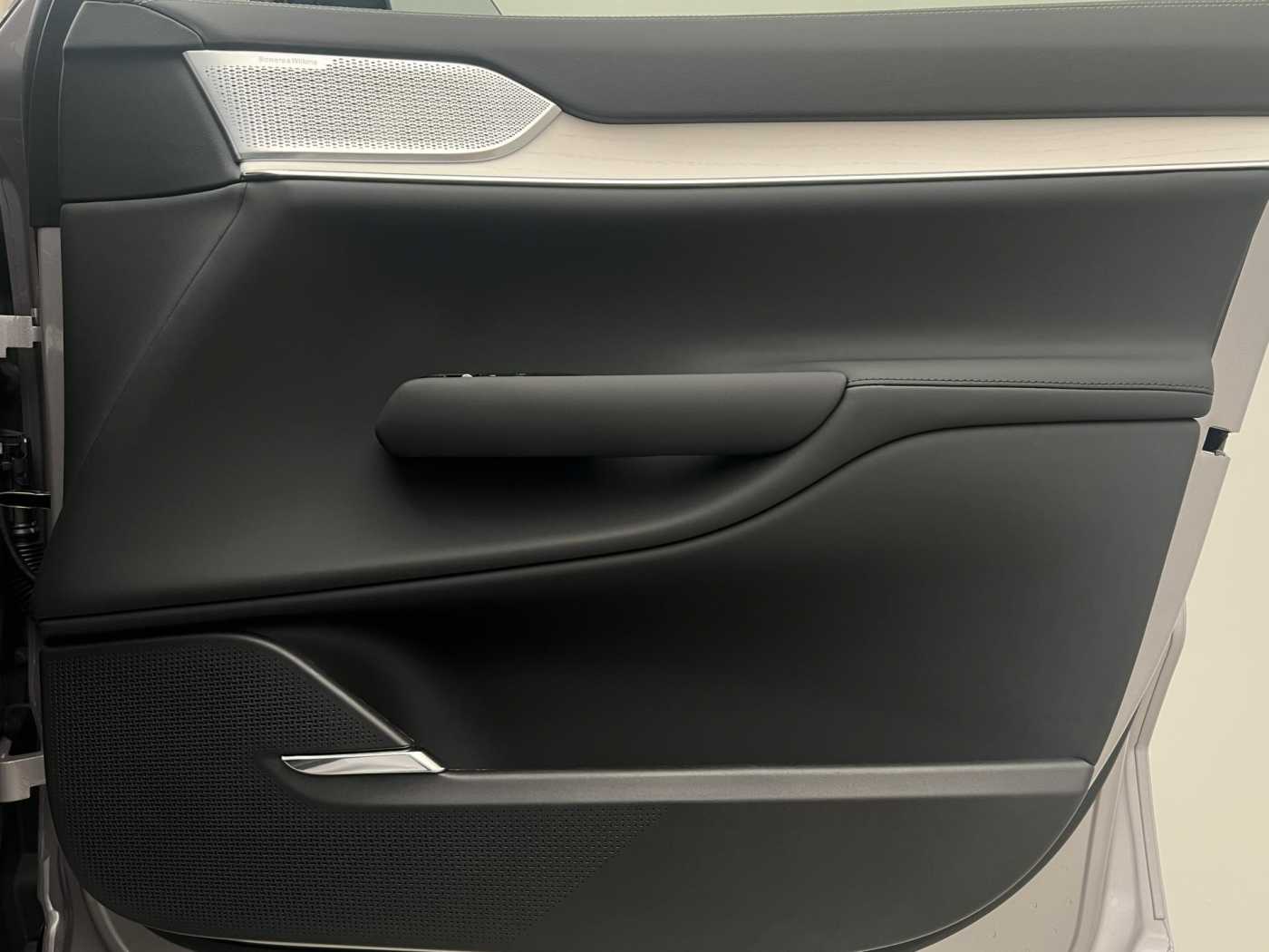Volvo EX90