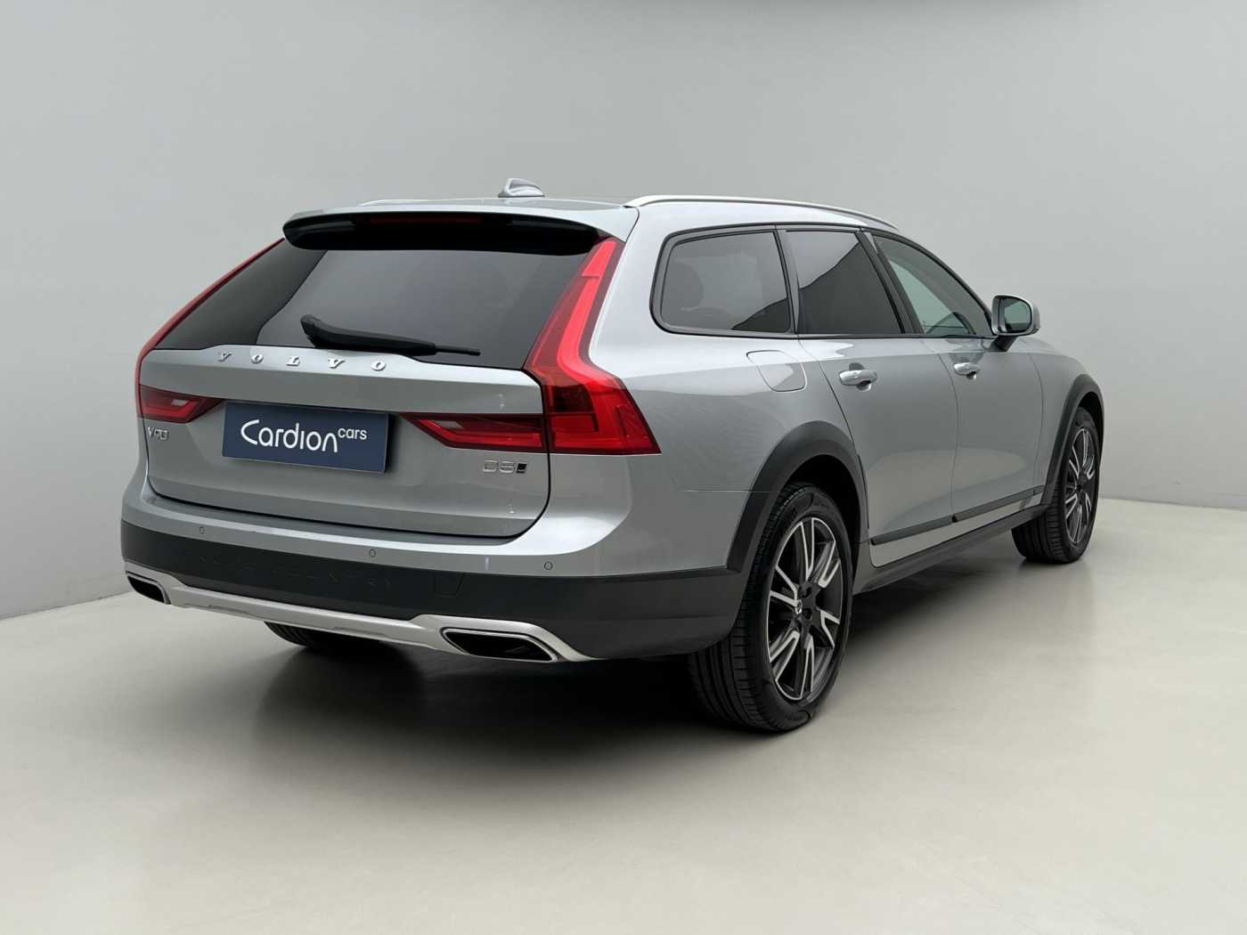 Volvo V90 Cross Country