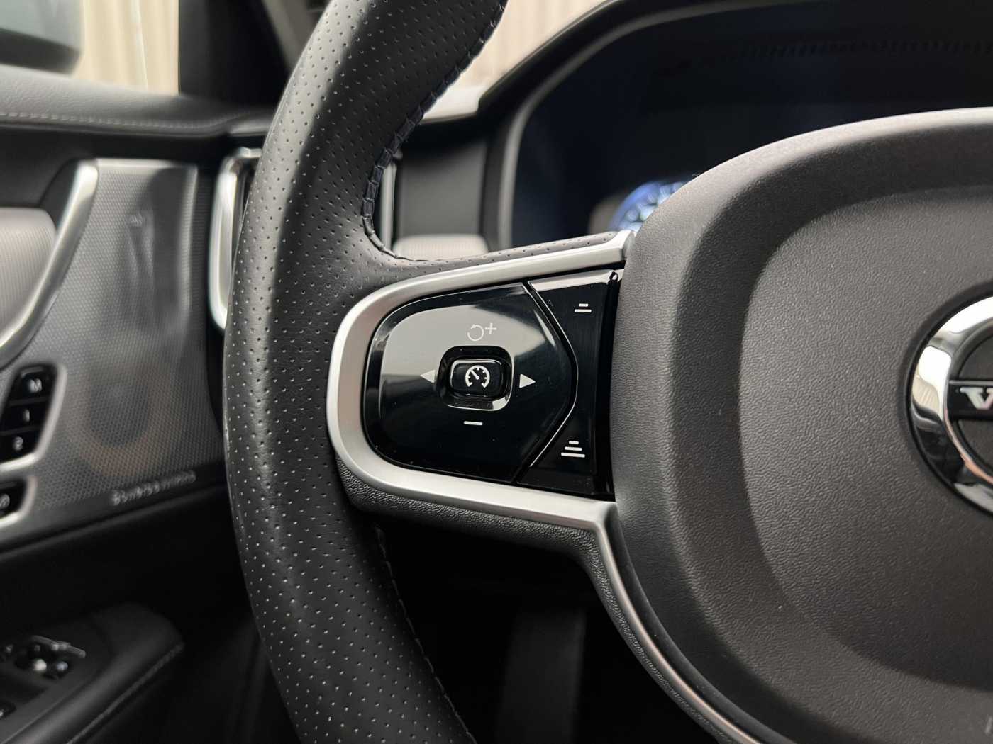 Volvo V90 Cross Country