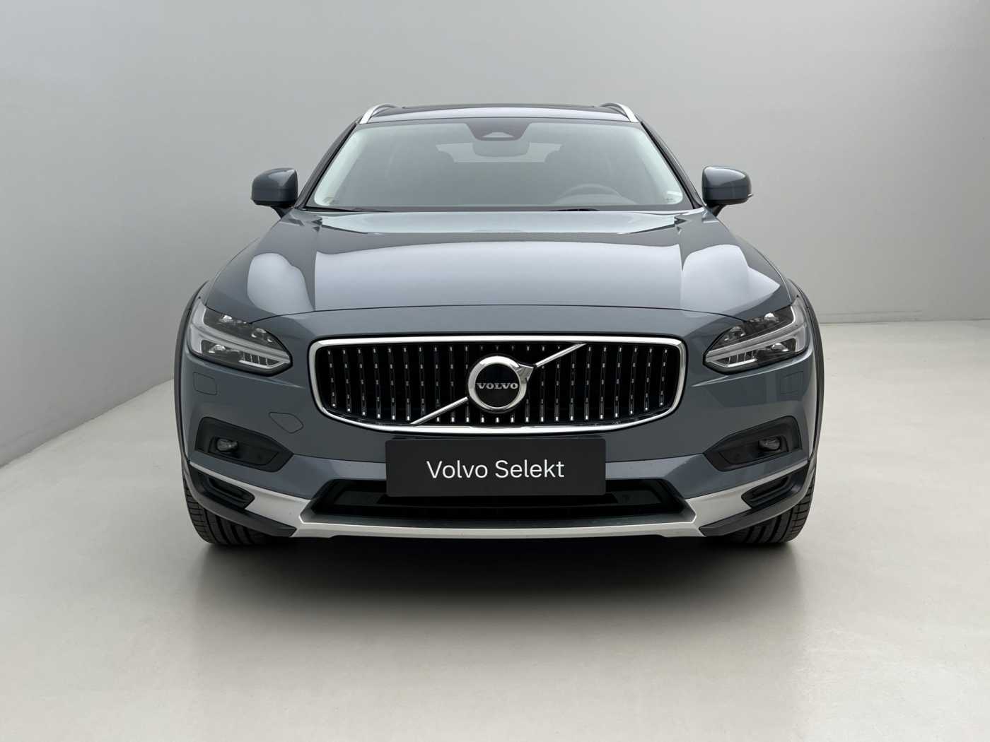 Volvo V90 Cross Country