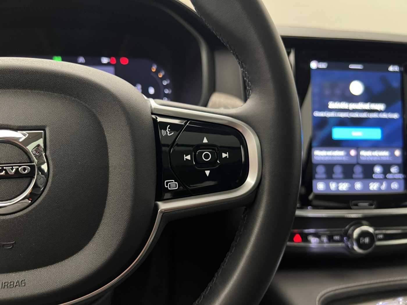 Volvo V90 Cross Country