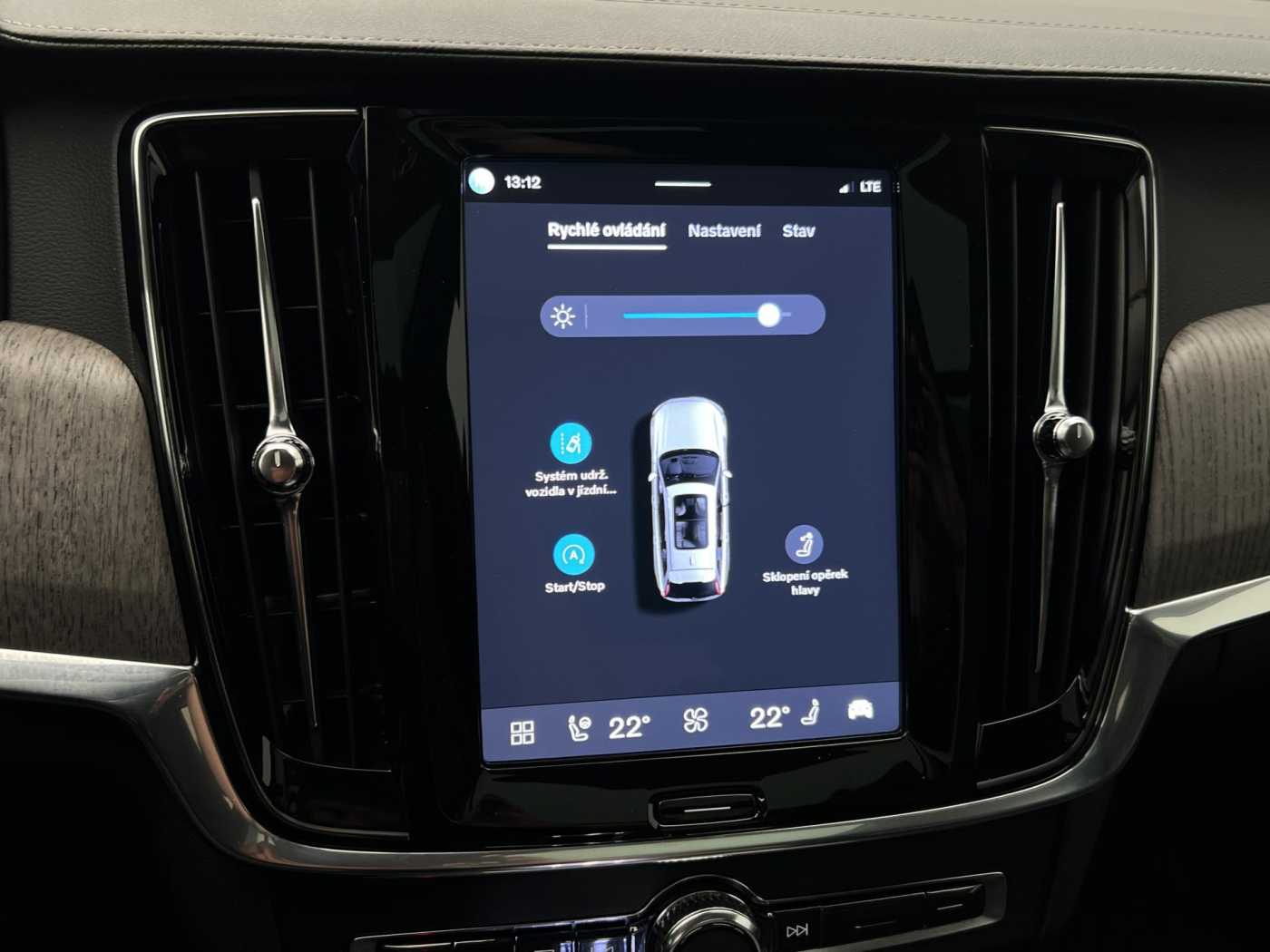 Volvo V90 Cross Country