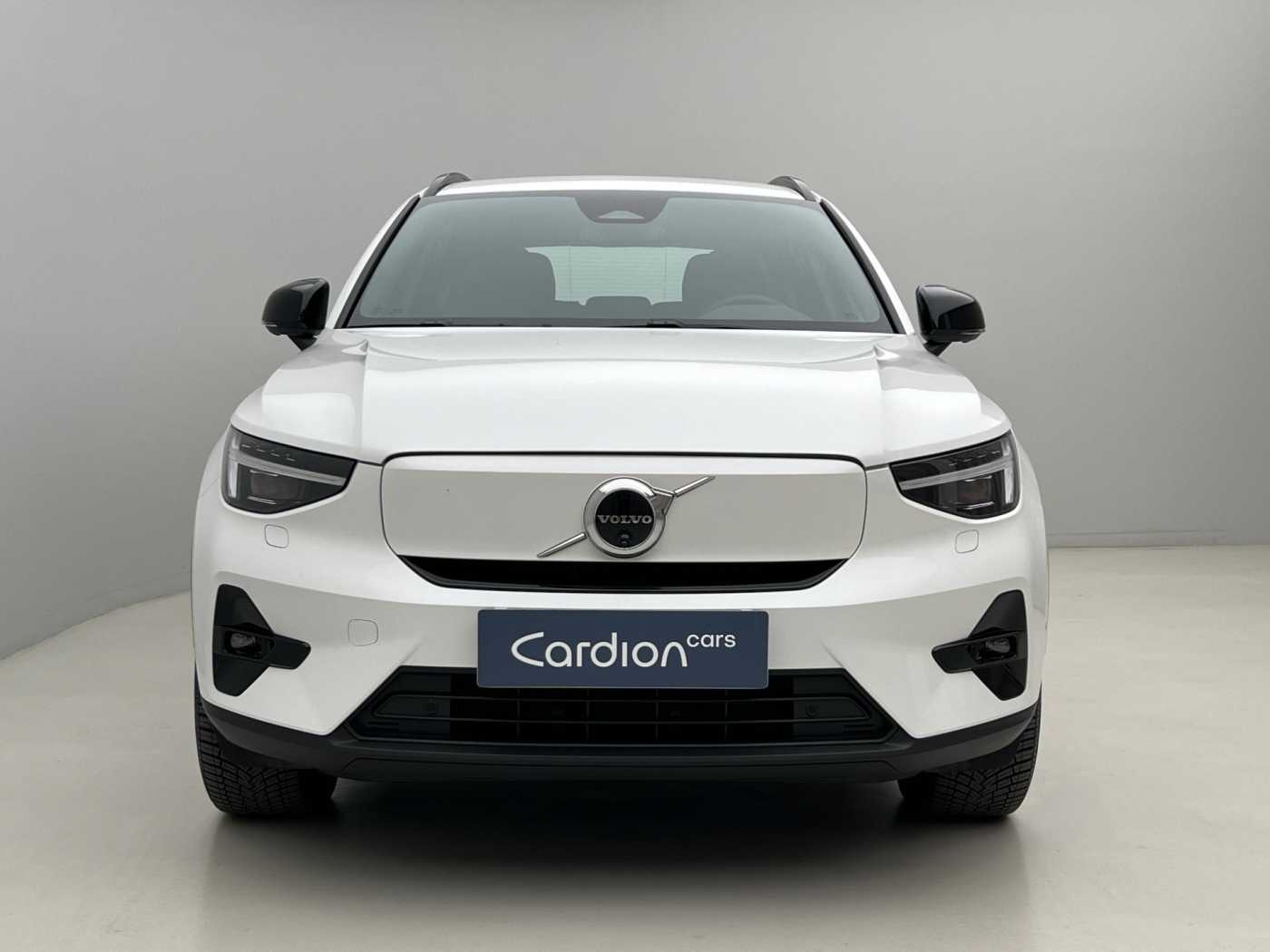 Volvo EX40