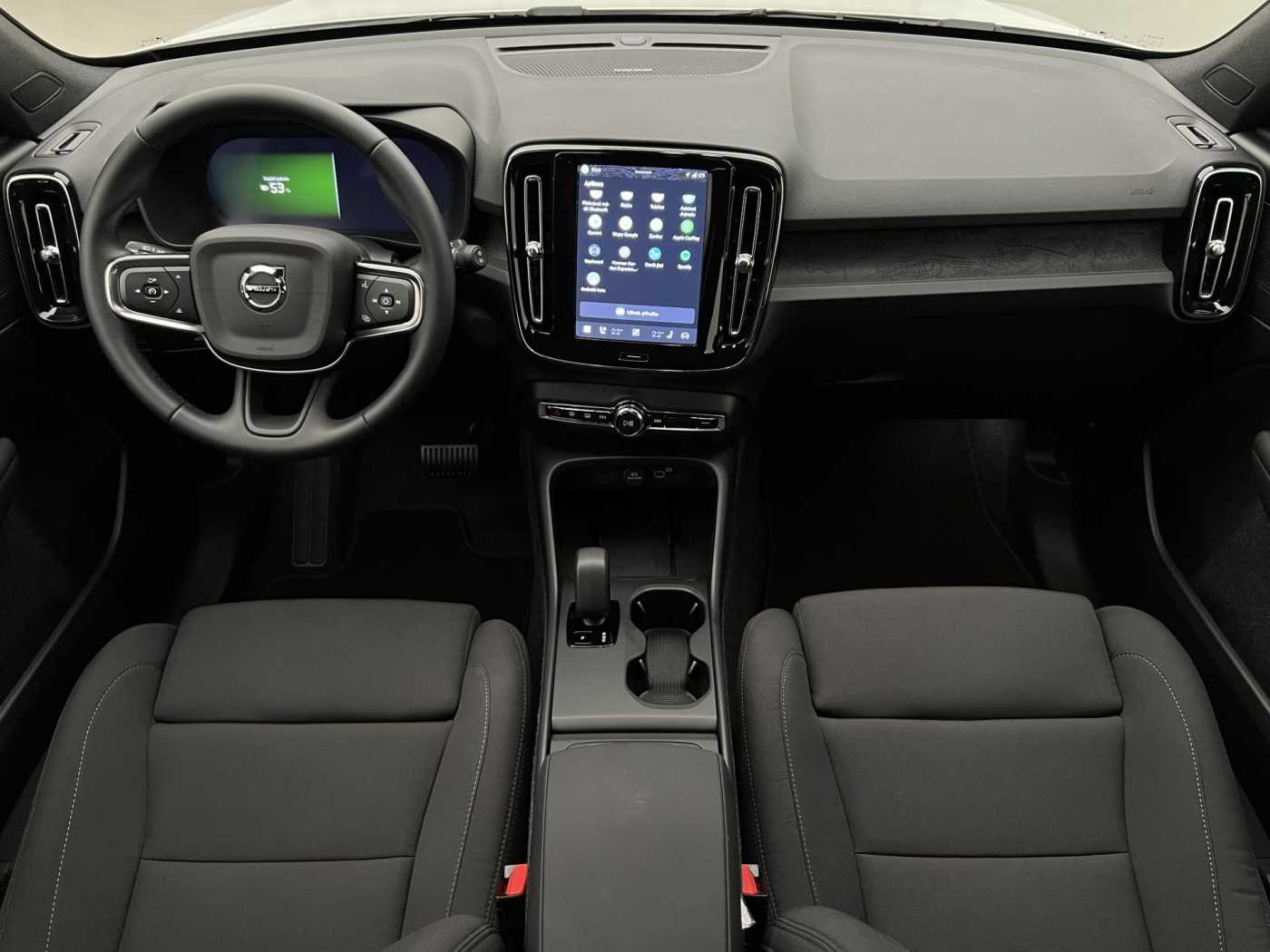 Volvo EX40