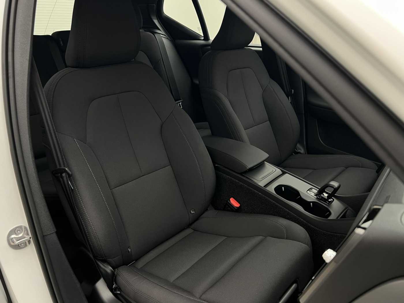 Volvo EX40