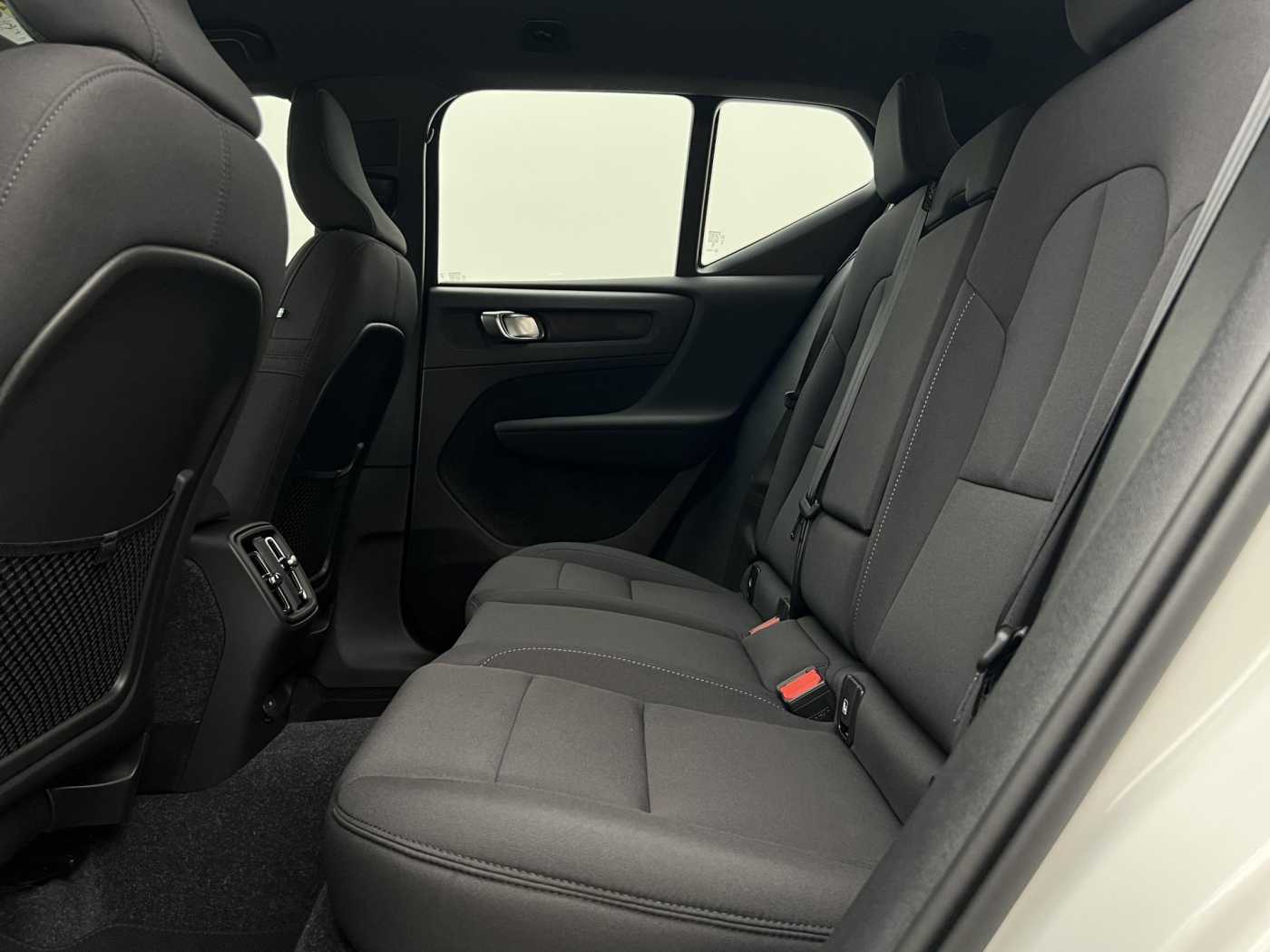 Volvo EX40