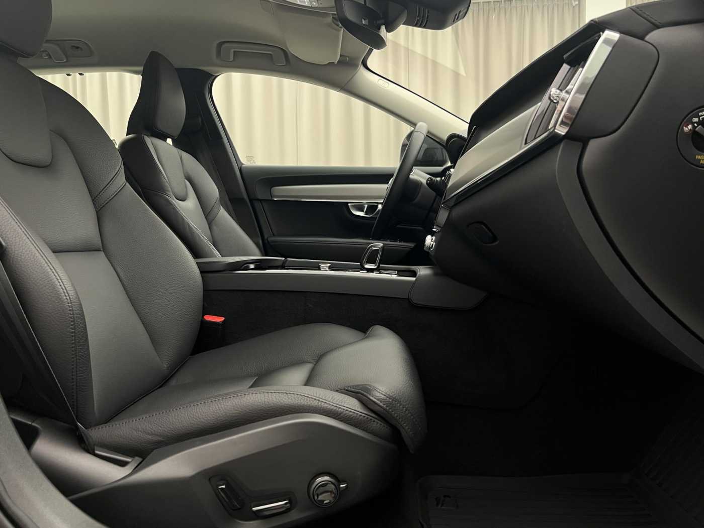Volvo V90 Cross Country