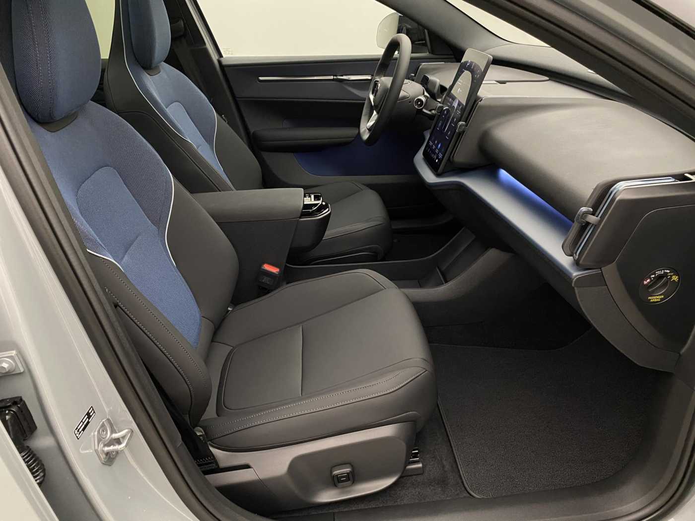 Volvo EX30