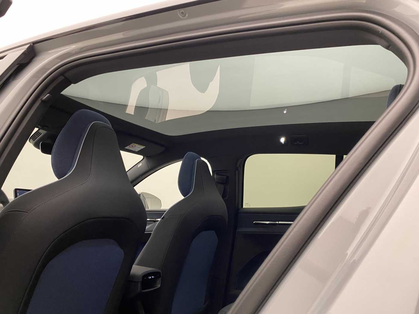 Volvo EX30