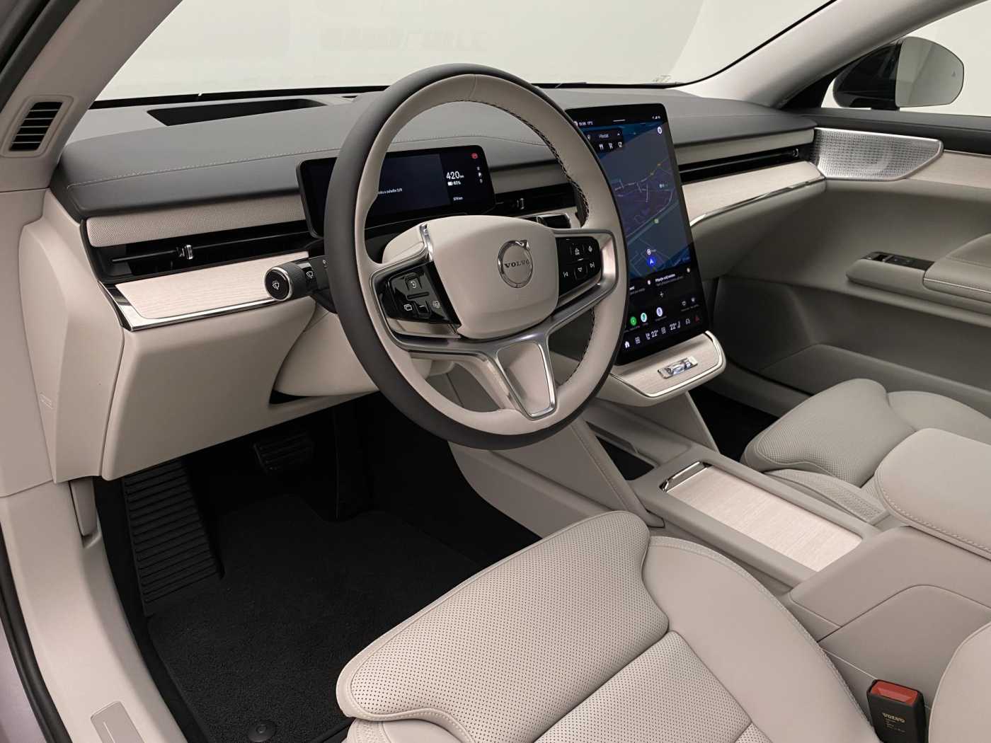 Volvo ES90