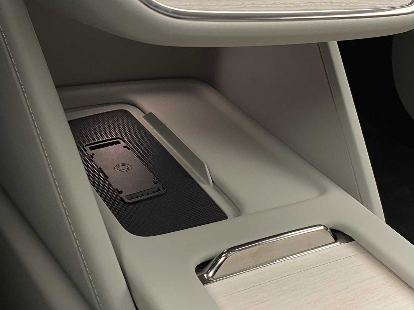 Volvo ES90