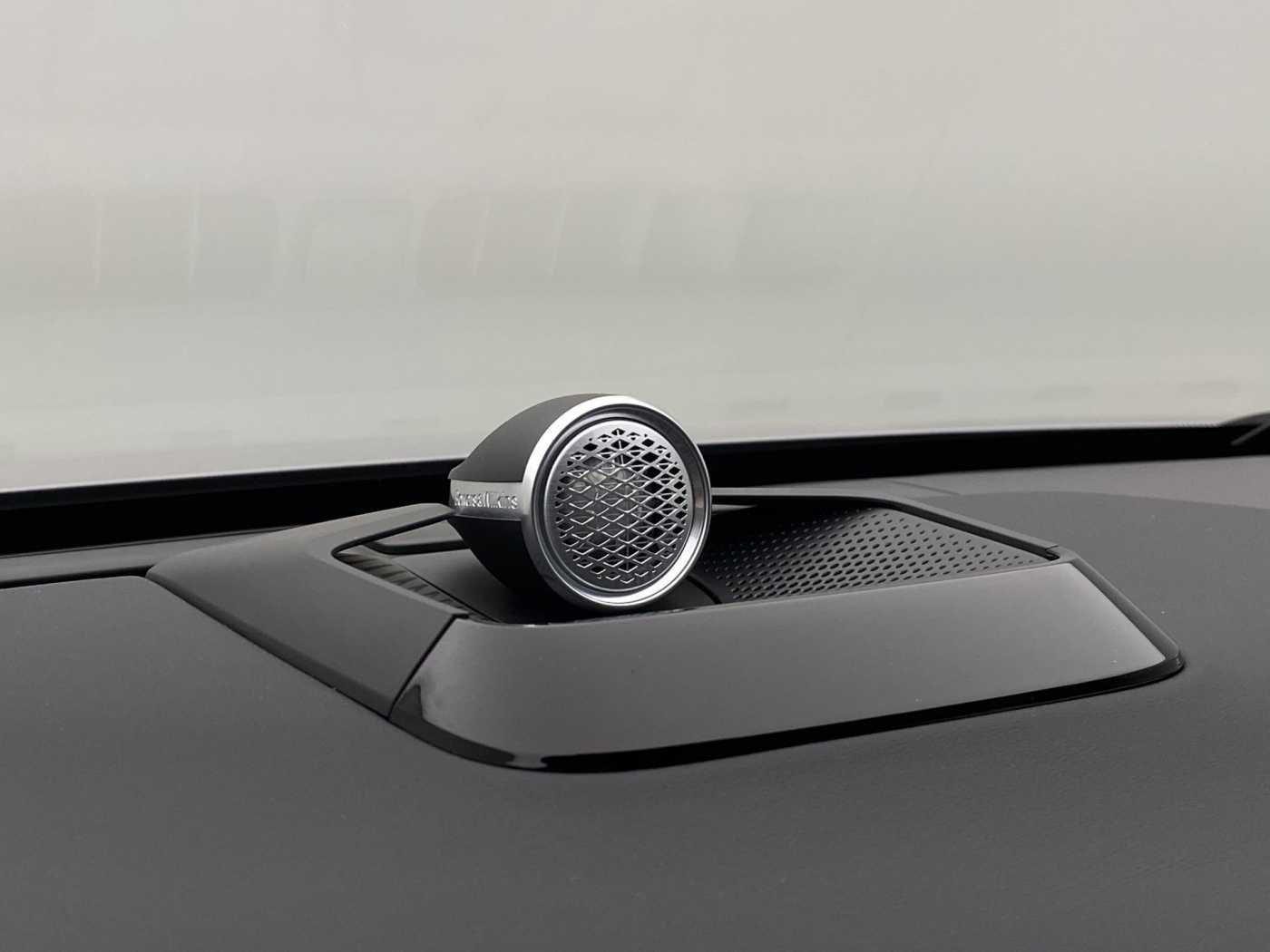 Volvo ES90